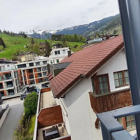 公寓 Alpinoase Centre Zell Am 滨湖采尔