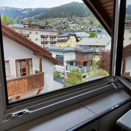 Apartamento Alpinoase Centre Zell Am