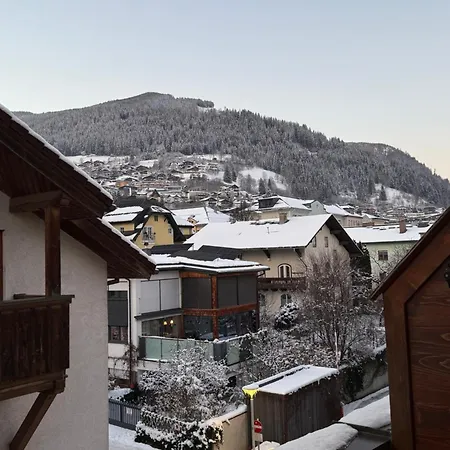 Alpinoase Centre Zell Am Apartament *
